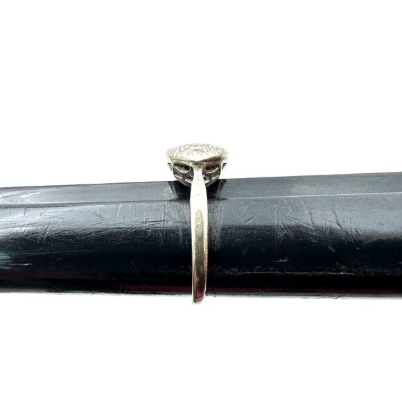 Estate Find 14K White Gold Small Diamond Ring Size 5, 2.5 Grams - Picture 4 of 6